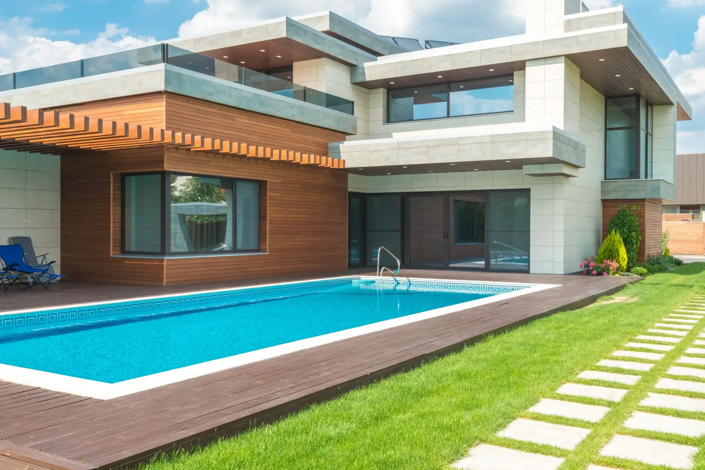 Swimming pool builders serving Parramatta, NSW